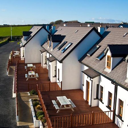 Hookless Holiday Homes Fethard on Sea Exterior foto